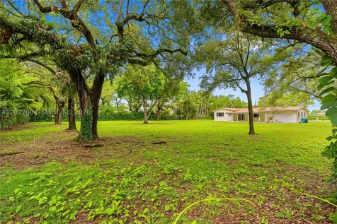 6801 SW 102nd Avenue Miami FL 33173