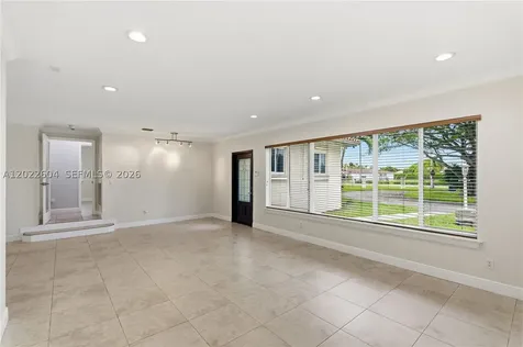 6801 SW 102nd Avenue Miami FL 33173