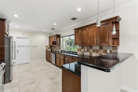 6801 SW 102nd Avenue Miami FL 33173