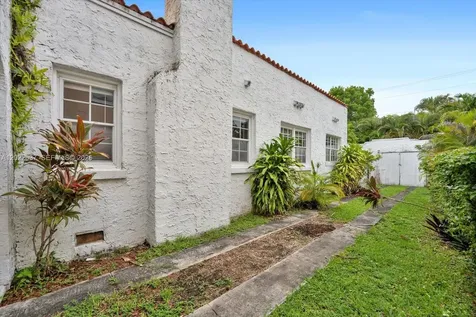 644 Navarre Avenue Coral Gables FL 33134
