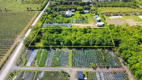 313XX SW 207 Avenue Homestead FL 33030