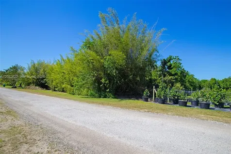 313XX SW 207 Avenue Homestead FL 33030