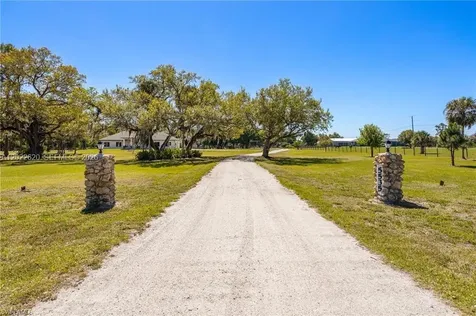 5535 County Road 78 La Belle FL 33935