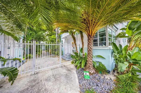 7830 Abbott Avenue Miami Beach FL 33141
