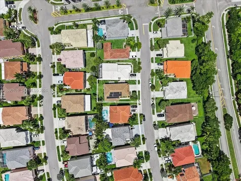 668 NW 155th Terrace Pembroke Pines FL 33028