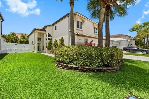 668 NW 155th Terrace Pembroke Pines FL 33028