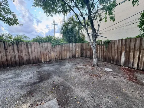 5931 Wiley Street Hollywood FL 33023