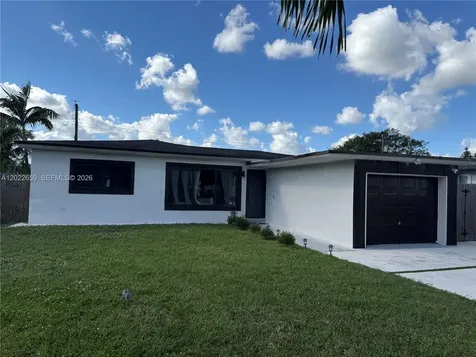 1825 SW 43rd Avenue Fort Lauderdale FL 33317