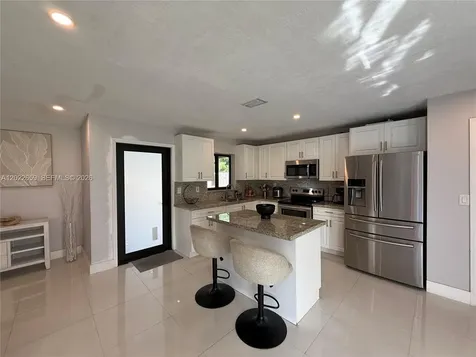 1825 SW 43rd Avenue Fort Lauderdale FL 33317