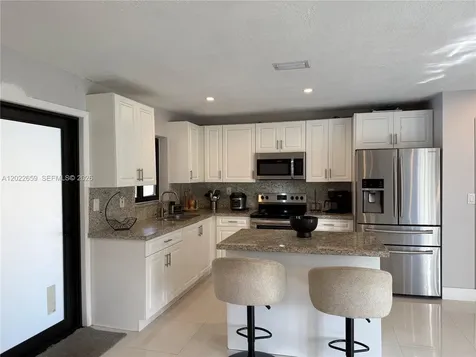 1825 SW 43rd Avenue Fort Lauderdale FL 33317