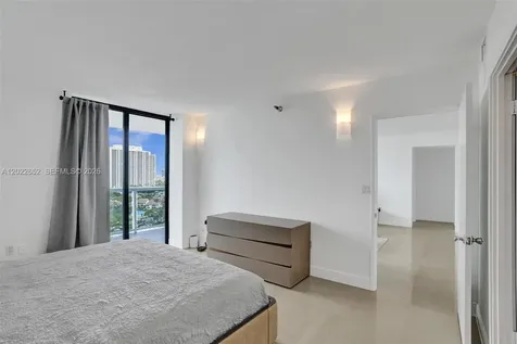 20515 E Country Club Drive Aventura FL 33180