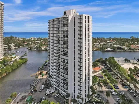 20515 E Country Club Drive Aventura FL 33180