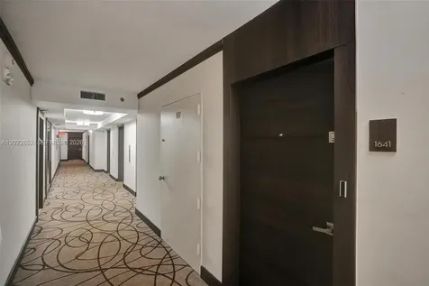 20515 E Country Club Drive Aventura FL 33180