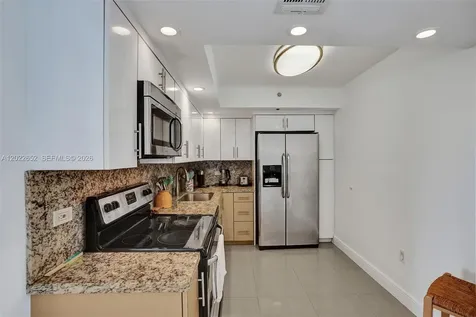 20515 E Country Club Drive Aventura FL 33180