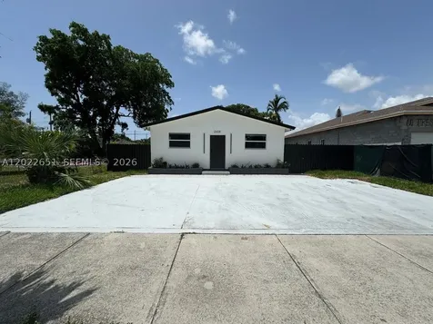 2608 NW 3rd Street Pompano Beach FL 33069