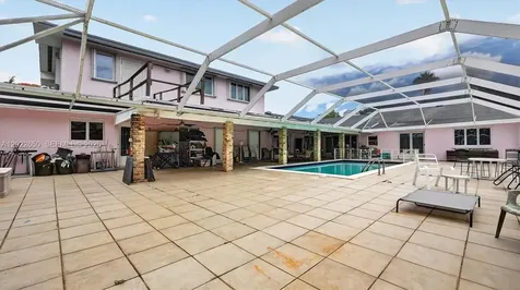 11651 SW 64th Avenue Pinecrest FL 33156