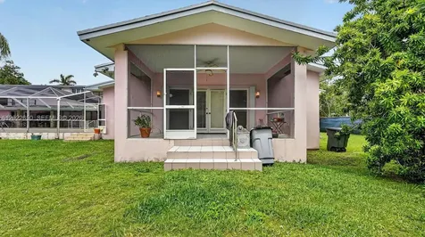 11651 SW 64th Avenue Pinecrest FL 33156