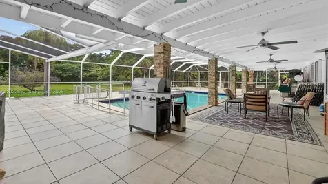11651 SW 64th Avenue Pinecrest FL 33156