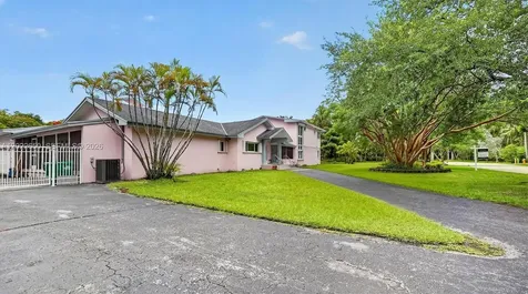 11651 SW 64th Avenue Pinecrest FL 33156