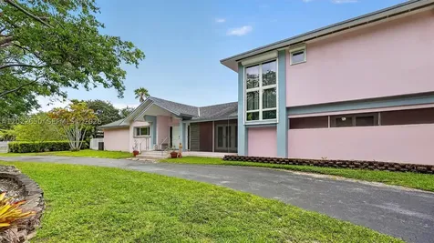 11651 SW 64th Avenue Pinecrest FL 33156