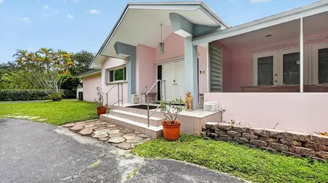 11651 SW 64th Avenue Pinecrest FL 33156