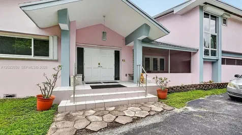 11651 SW 64th Avenue Pinecrest FL 33156