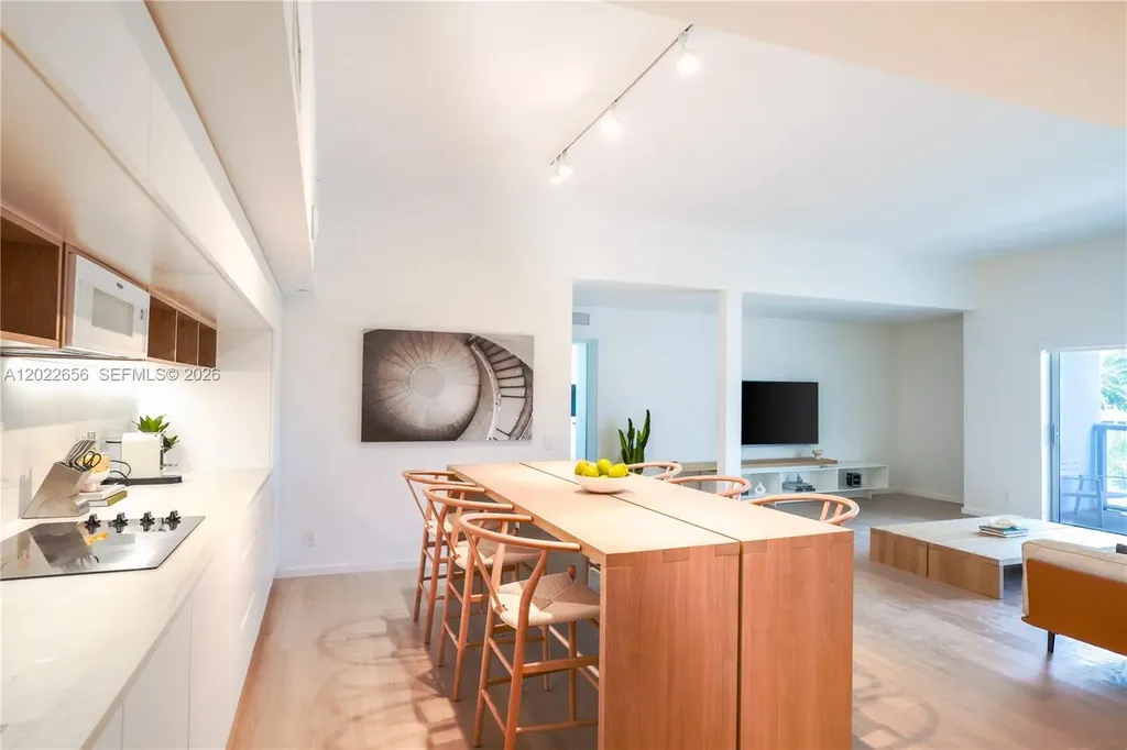 10250 Collins Avenue Bal Harbour FL 33154