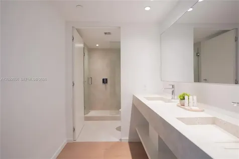 10250 Collins Avenue Bal Harbour FL 33154