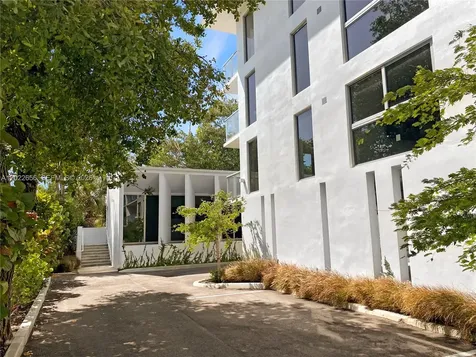 10250 Collins Avenue Bal Harbour FL 33154