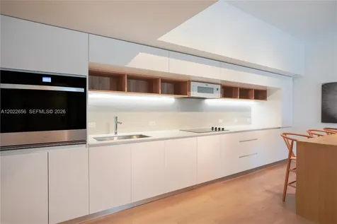 10250 Collins Avenue Bal Harbour FL 33154