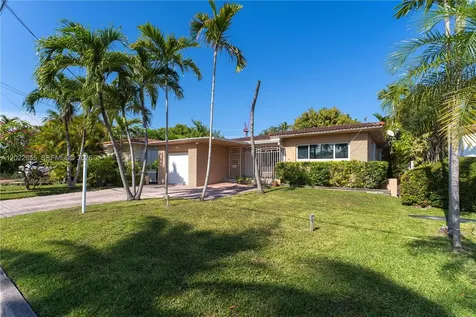 9225 Byron Avenue Surfside FL 33154