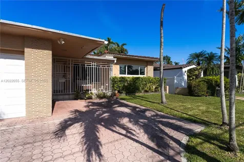 9225 Byron Avenue Surfside FL 33154