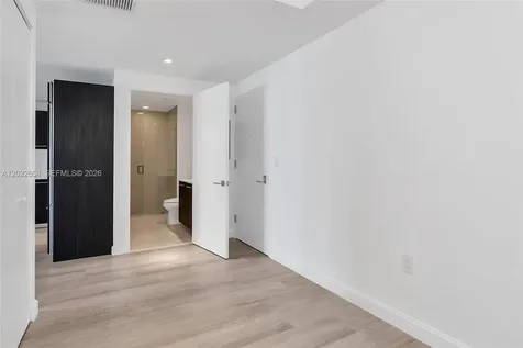 45 SW 9th Street Miami FL 33130