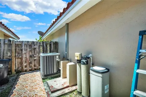10813 SW 158th Lane Miami FL 33157