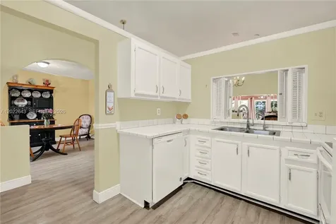 10813 SW 158th Lane Miami FL 33157