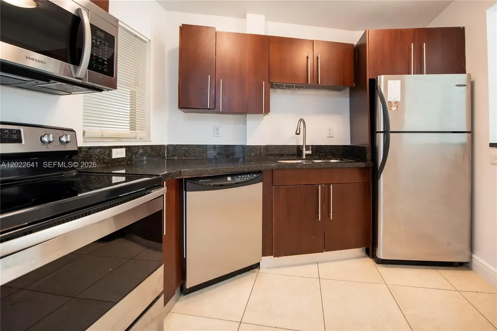 4147 Stirling Road Dania Beach FL 33314