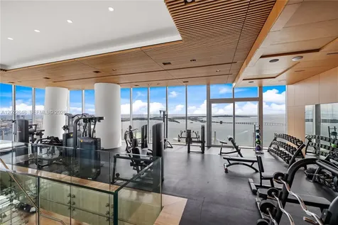 300 Biscayne Blvd Way Miami FL 33131