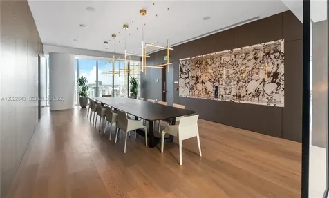 300 Biscayne Blvd Way Miami FL 33131