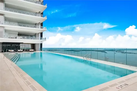 300 Biscayne Blvd Way Miami FL 33131