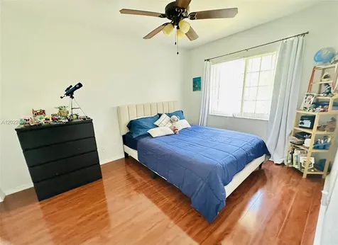 8952 NW 38th Drive Coral Springs FL 33065