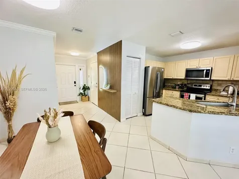 8952 NW 38th Drive Coral Springs FL 33065