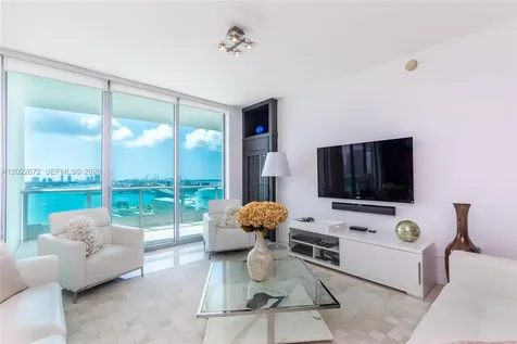 900 Biscayne Boulevard Miami FL 33132