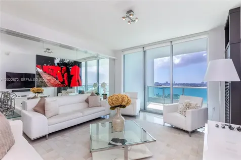 900 Biscayne Boulevard Miami FL 33132