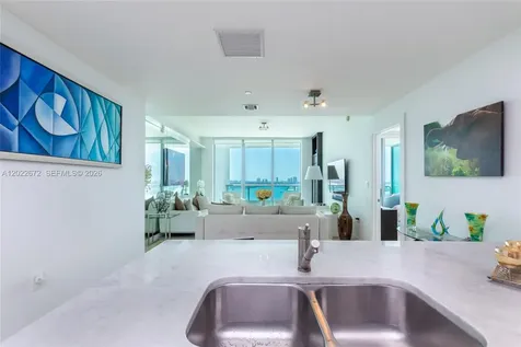 900 Biscayne Boulevard Miami FL 33132