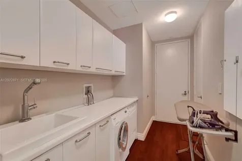 16051 Collins Avenue Sunny Isles Beach FL 33160