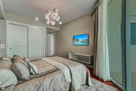 16051 Collins Avenue Sunny Isles Beach FL 33160
