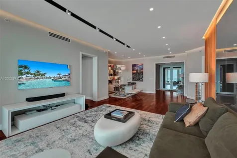 16051 Collins Avenue Sunny Isles Beach FL 33160