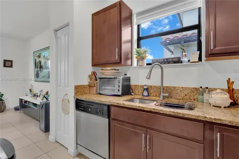 2484 SE 1st Street Homestead FL 33033