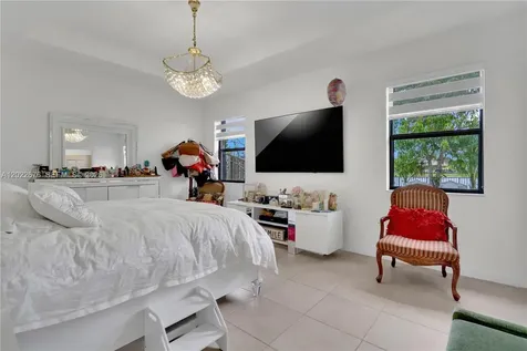 2484 SE 1st Street Homestead FL 33033
