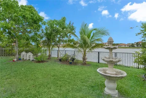 2484 SE 1st Street Homestead FL 33033